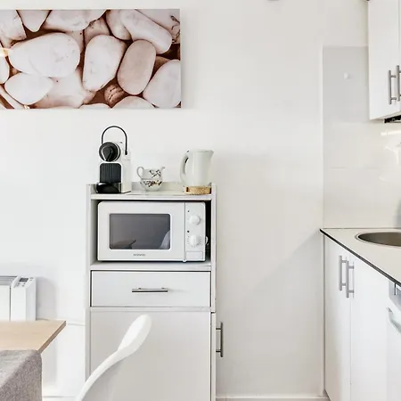 Ventana Loft Apartment *