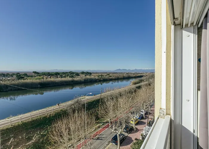 Ventana Loft * אמפוריבראבה